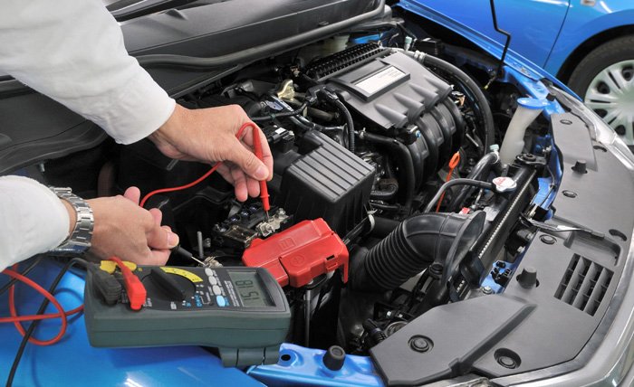 Electrónica y Automotriz